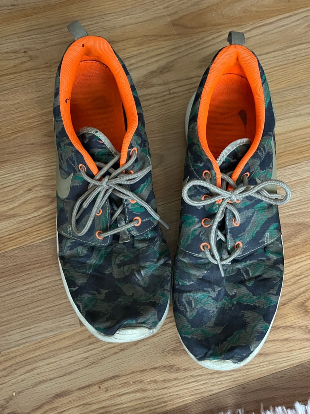 Men’s Nike Camo Sneakers with Bright Orange Lining